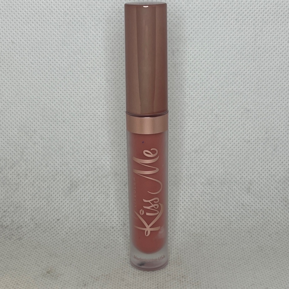 Kiss Me Matte Liquid Lipstick Lucky Charm
